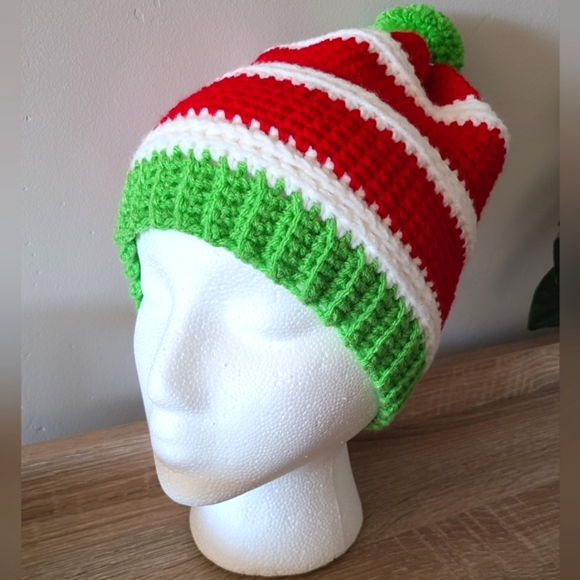 Women's Christmas beanie, winter beanie, Santa hat, Grinch hat, - Picture 4 of 8